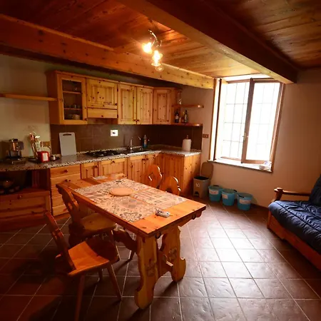 Meira Patoc Apartment *